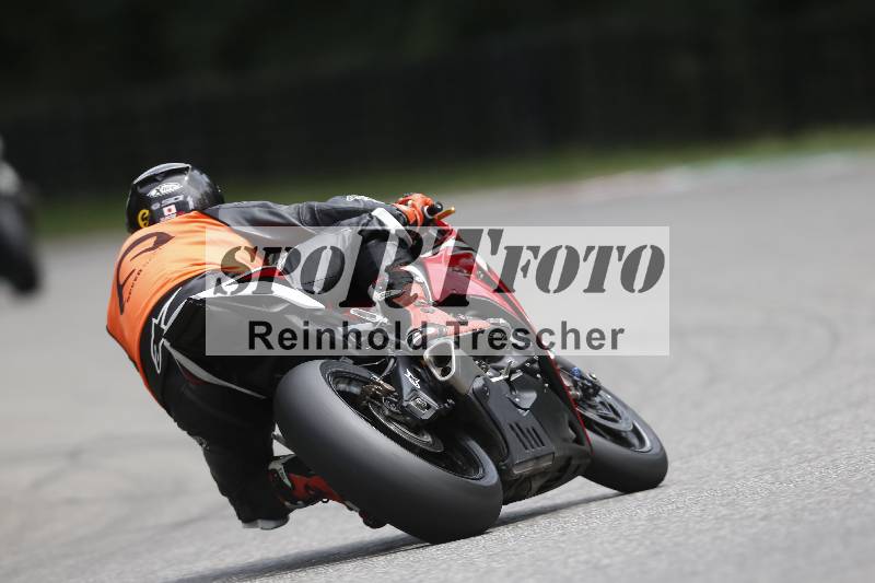 Archiv-2025/34 25.07.2025 Speer Racing ADR/Gruppe gelb/backside